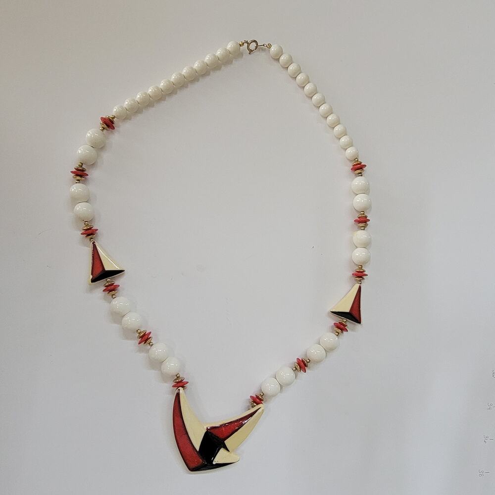 Vintage White Beaded Necklace With Red Black Geometric Pendant Retro Statement